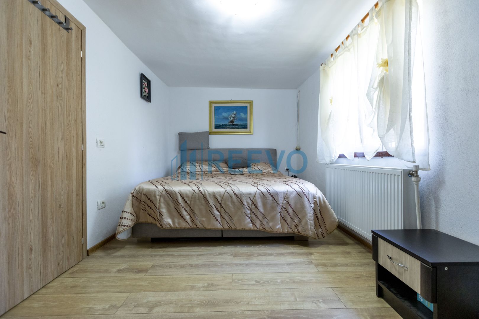 Casă de vânzare în Buhuși, jud. Bacău - Poză 4