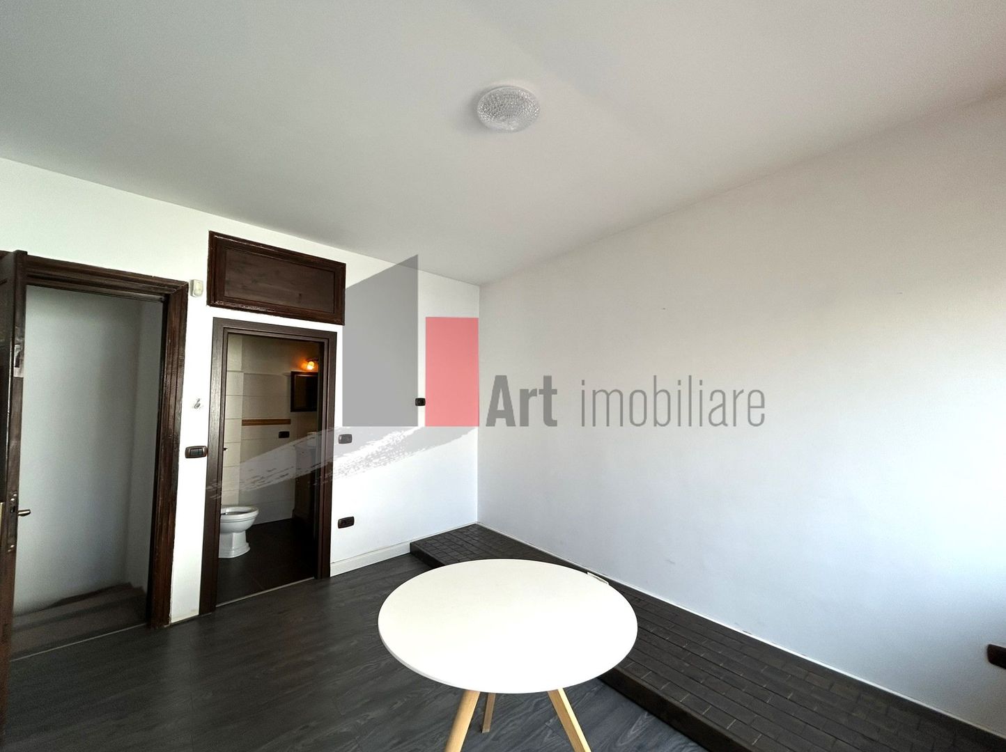 Casa cu 2 camere P+1E | zona Ultracentrala - Poză 8