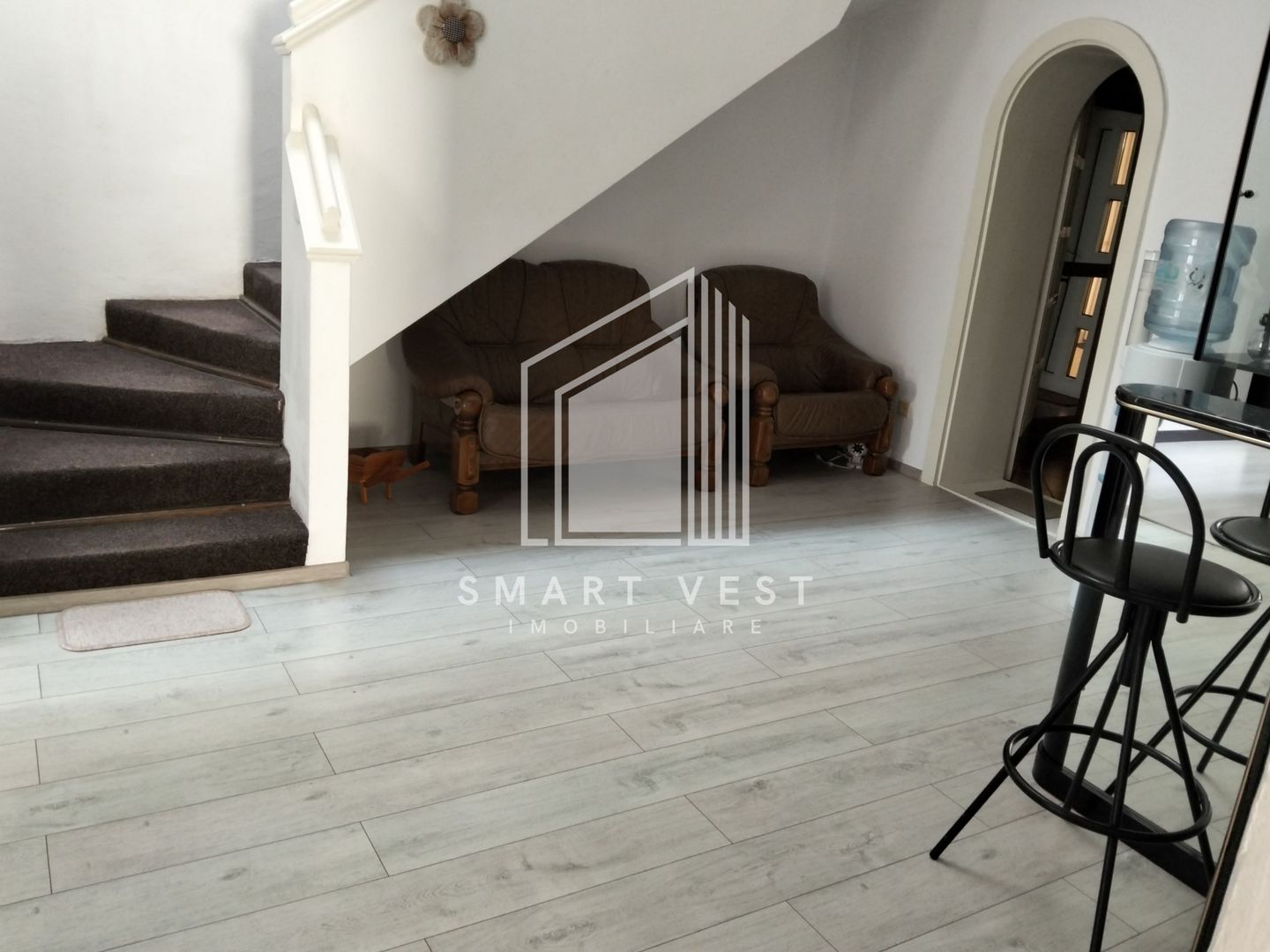 Casa de vânzare 380mp + locuinta separata pt oaspeti | Zona Cloșca - Poză 7