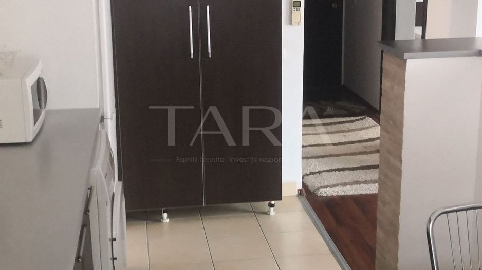 Apartament cu 2 camere, garaj subteran și boxă, Europa. - Poză 3