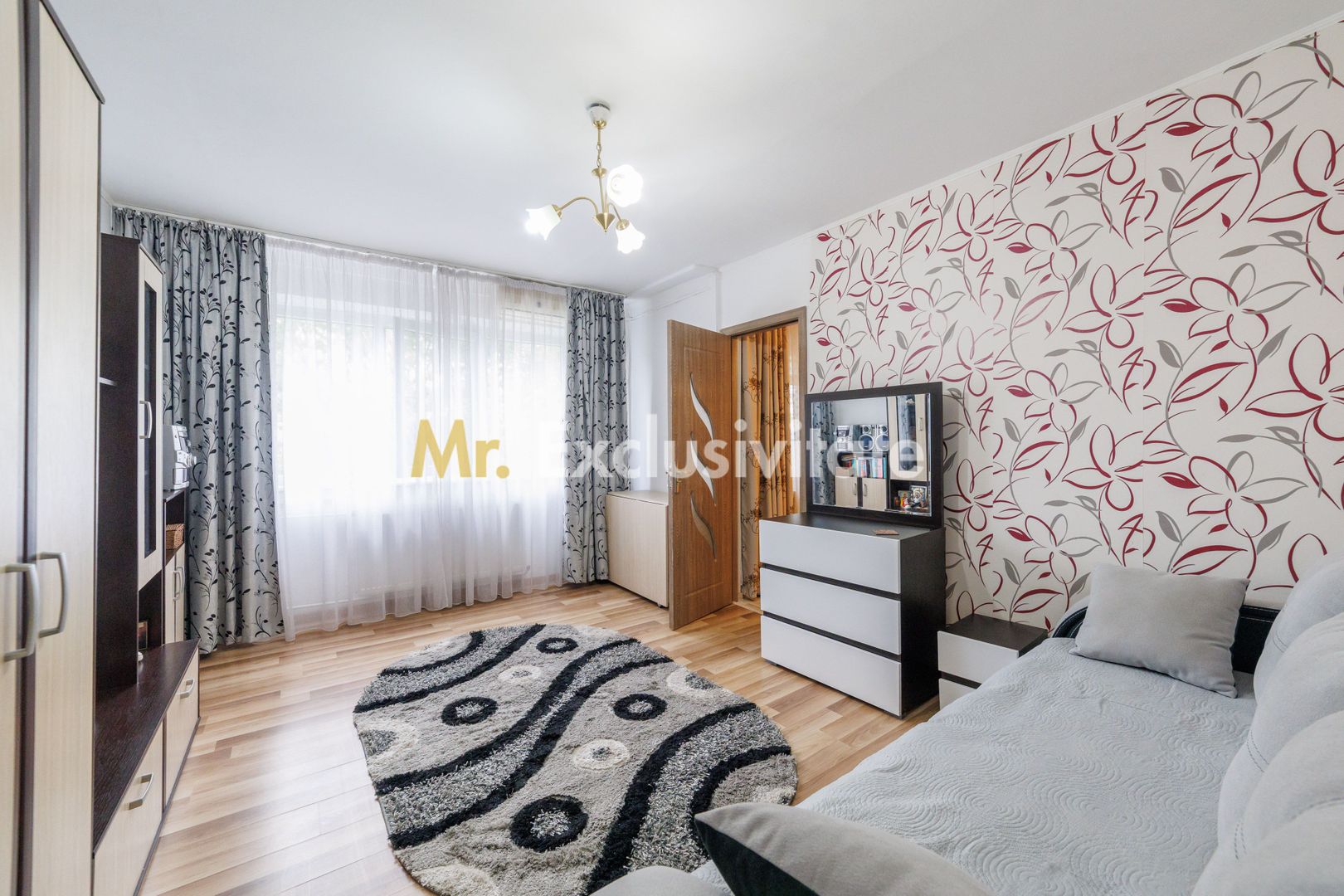 Apartament 2 camere/ De închiriat/ Trivale cu loc de parcare - Poză 3