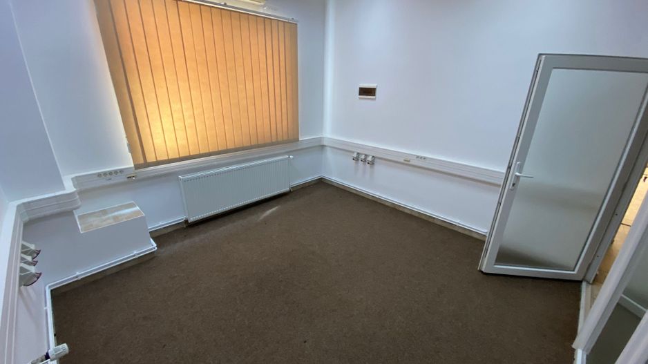 Spatiu de birou sau comercial - Poză 13
