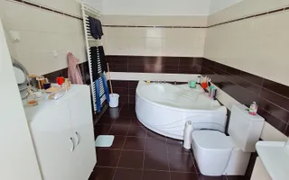 Spațiu pretabil birouri,after school,comercial,etc. - Poză 28