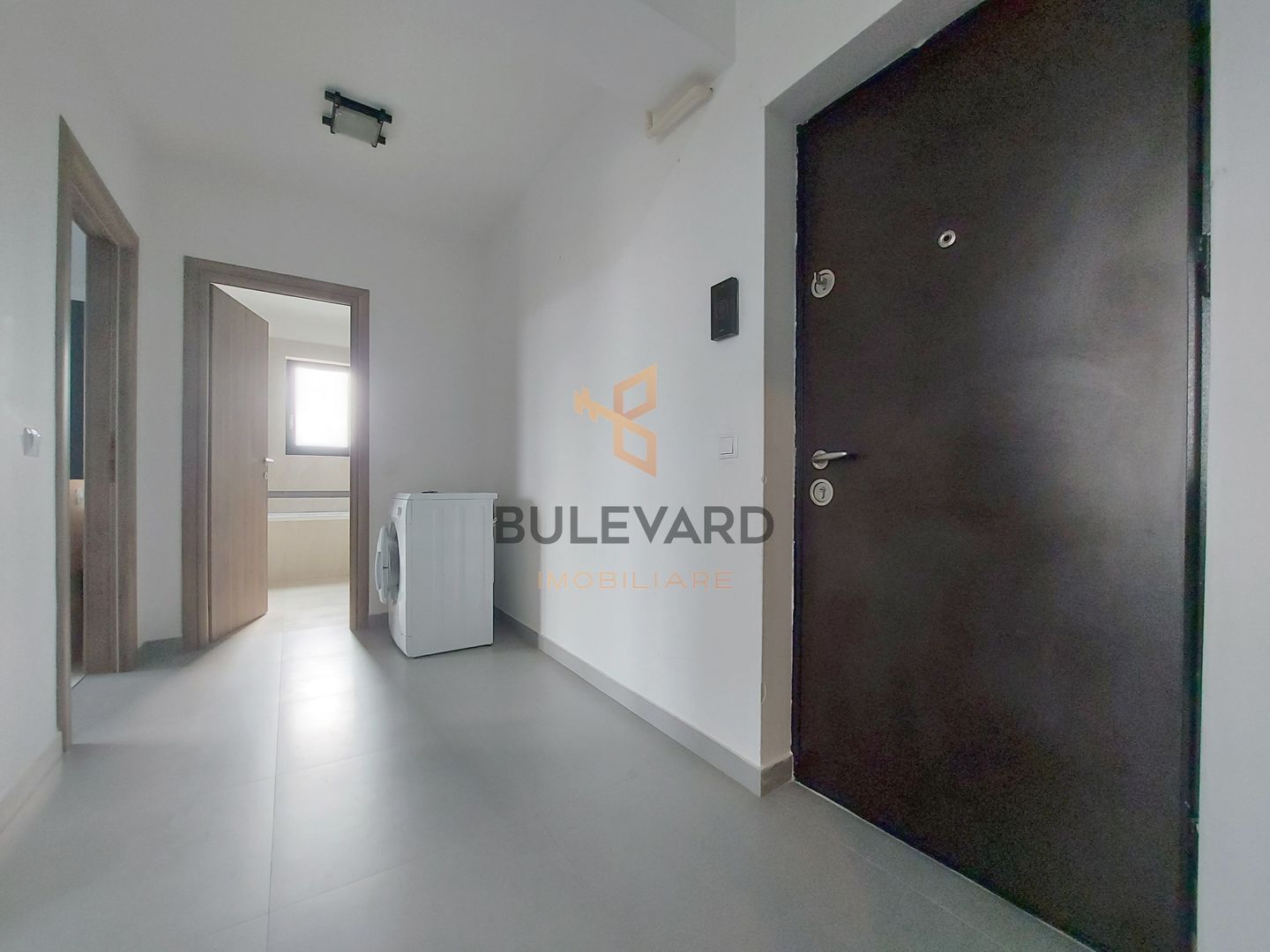 Apartament cu 2 camere decomandate+parcare subterana! - Poză 9