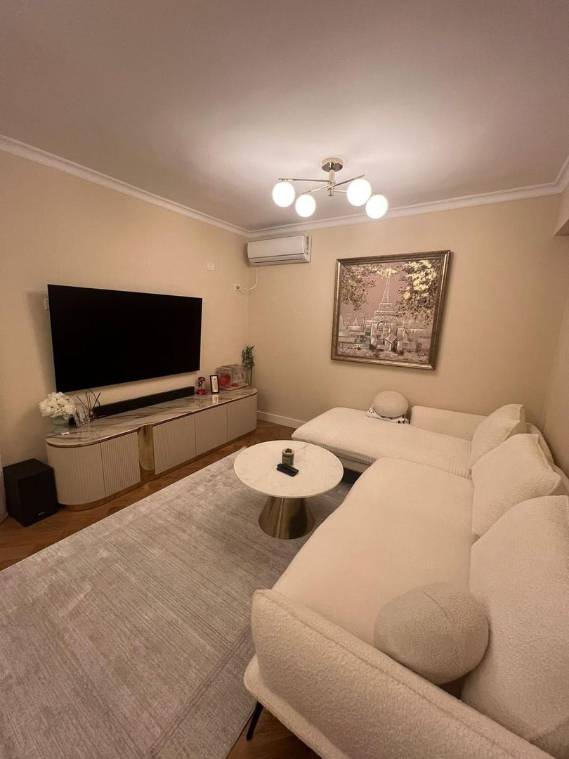 3 CAM MOBILAT SI UTILAT ULTRAMODERN CU TERASA ZONA TRAPEZULUI - Poză 16