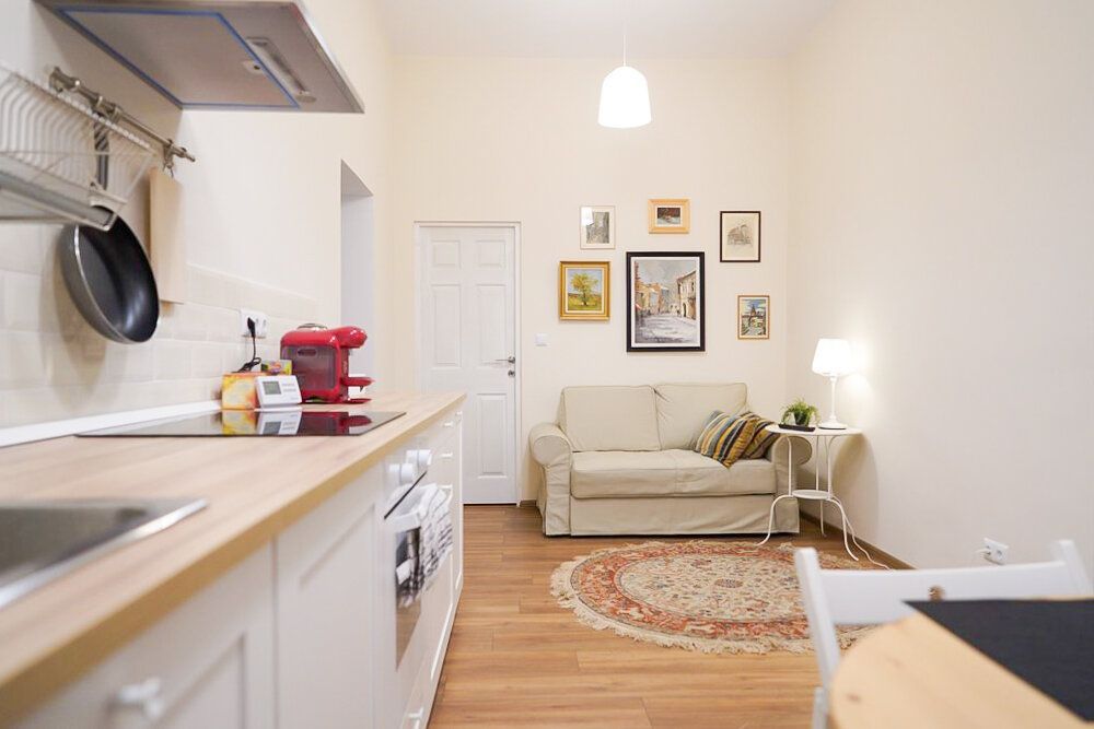 Apartament ultracentral, 2 dormitoare, 58 mp. 120 000 E. Comision 0. - Poză 4