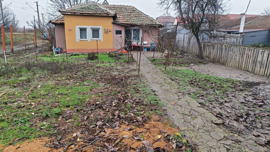 Teren casa -Ronat - Poză 1