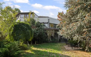 VILA ELEGANTA 5 CAMERE CU CURTE SI TERASA || EROU IANCU NICOLAE- PIPERA - Poză 32