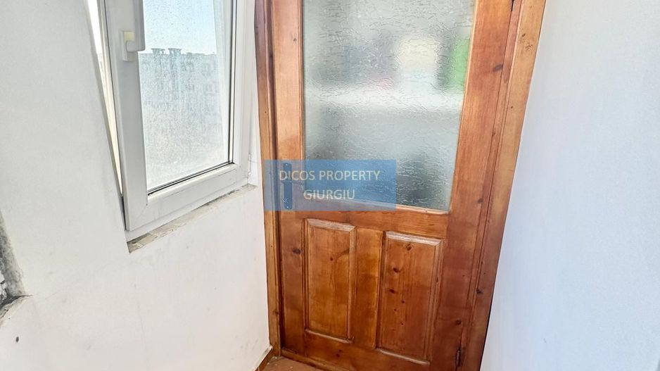 Apartament 3 camere de vânzare – Decebal - Poză 13