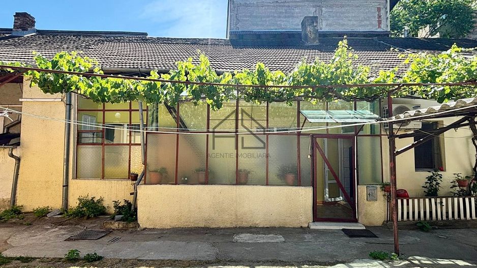 De vânzare | Apartament la casă | 2 camere | Ultracentral - Poză 8