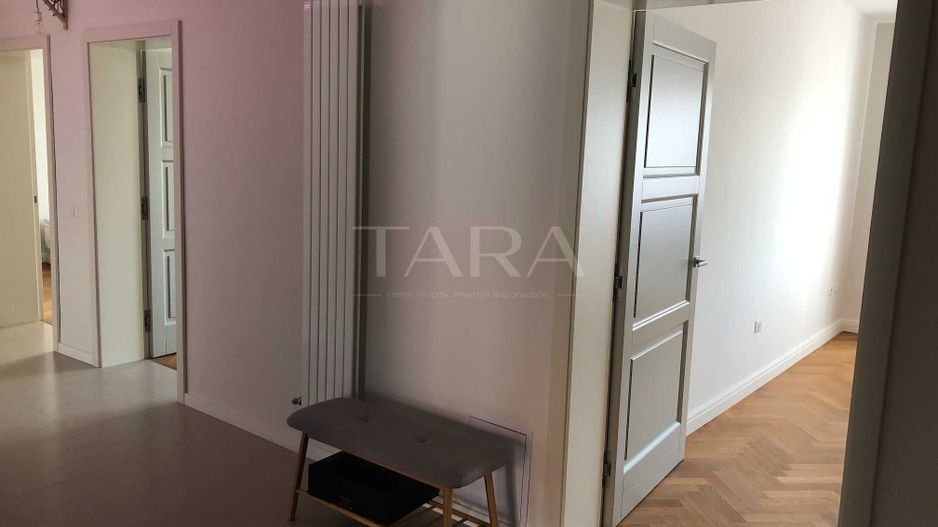 Apartament de 4 camere în Andrei Mureșanu, Parcul Engels. - Poză 4