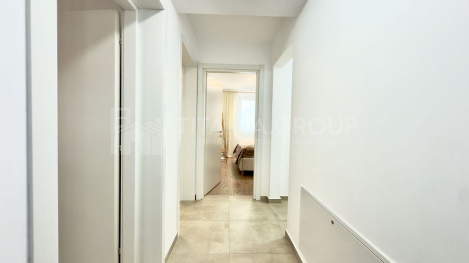 Apartament modern 3 camere, etaj intermediar + parcare - zona Coresi - Poză 12