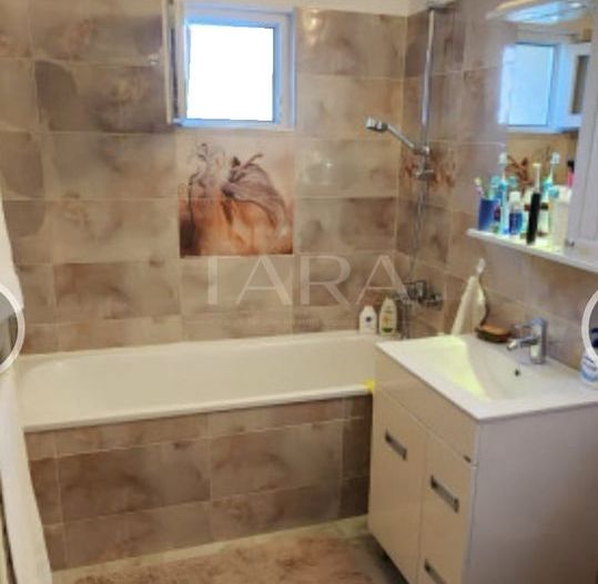 Apartament, confort sporit, central GRADINI MANASTUR. - Poză 3