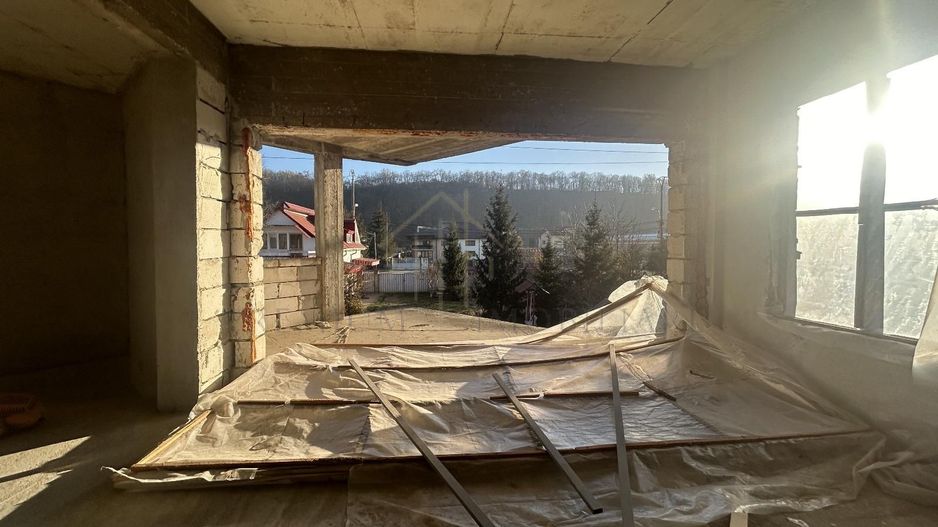 Proprietate multifuncțională cu potențial pentru investiții - Poză 13