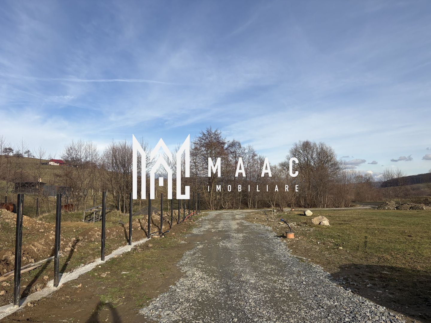 Cabana 5 Camere I 1520 mp teren I Lac de pești I Zona Tocile - Poză 8