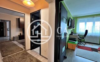 Apartament de vânzare cu 3 camere în zona Rogerius, Oradea - Poză 13