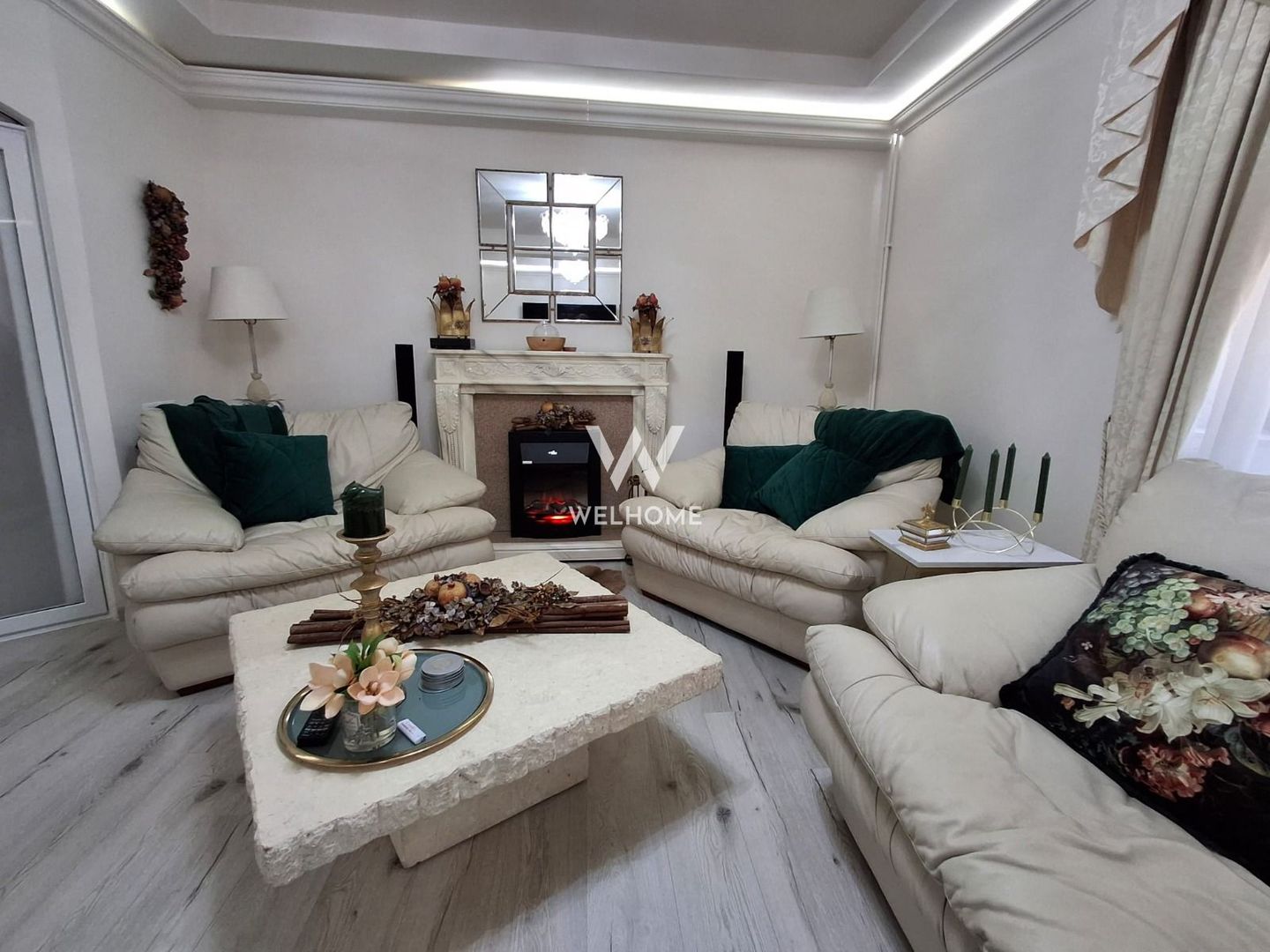 Casa de LUX, individuala, de vanzare, Sibiu, Calea Poplacii - Poză 1