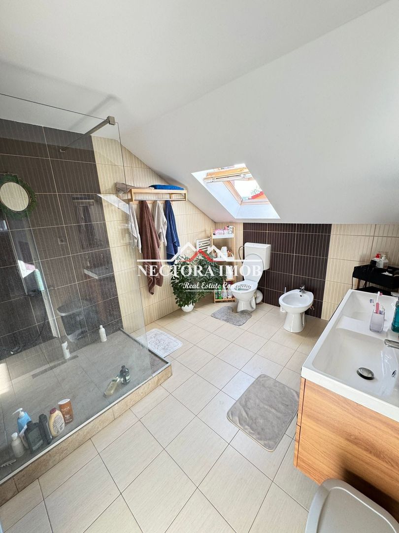 NECTORA IMOB Exclusivitate-Casa P+M,Str. Apateului,187 mp+450 mp teren - Poză 11