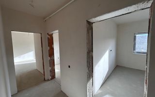 Apartament 3 Camere, 2 Băi și Balcon + POD - Poză 3