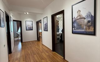 Apartament de lux cu panorama superba la Dunare - Poză 12