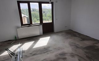 Casa parter + etaj 200 mp + teren 500 mp , Anl Ciusmea - Poză 4