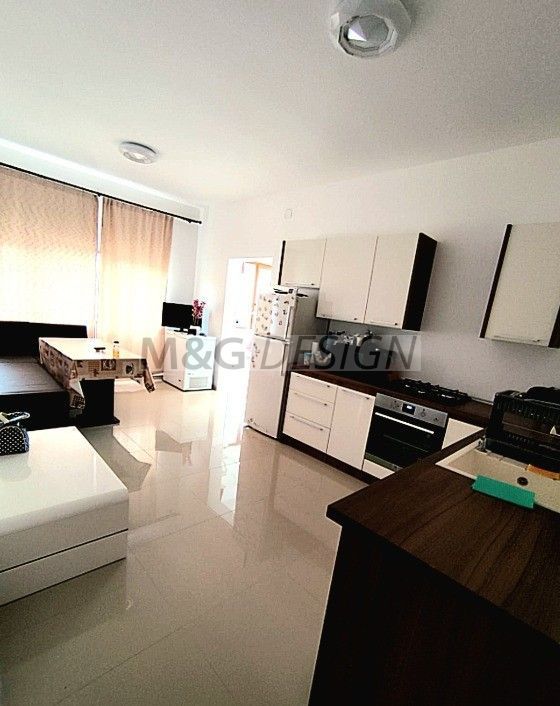 Apartament 3 camere Ghiroda - Poză 1