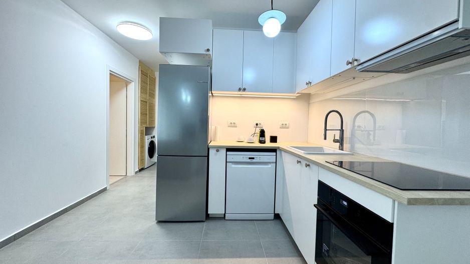 3 camere modern, vedere panormica spre pădurea verde, zona Lipovei - Poză 8