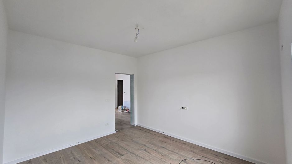 1/2 Duplex pe parter,predare la cheie  , 3 dormitoare, Zona Metro 2, Comision 0% - Poză 10