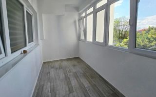Închiriez apartament 4 camere, nemobilat, Unirii - Poză 8