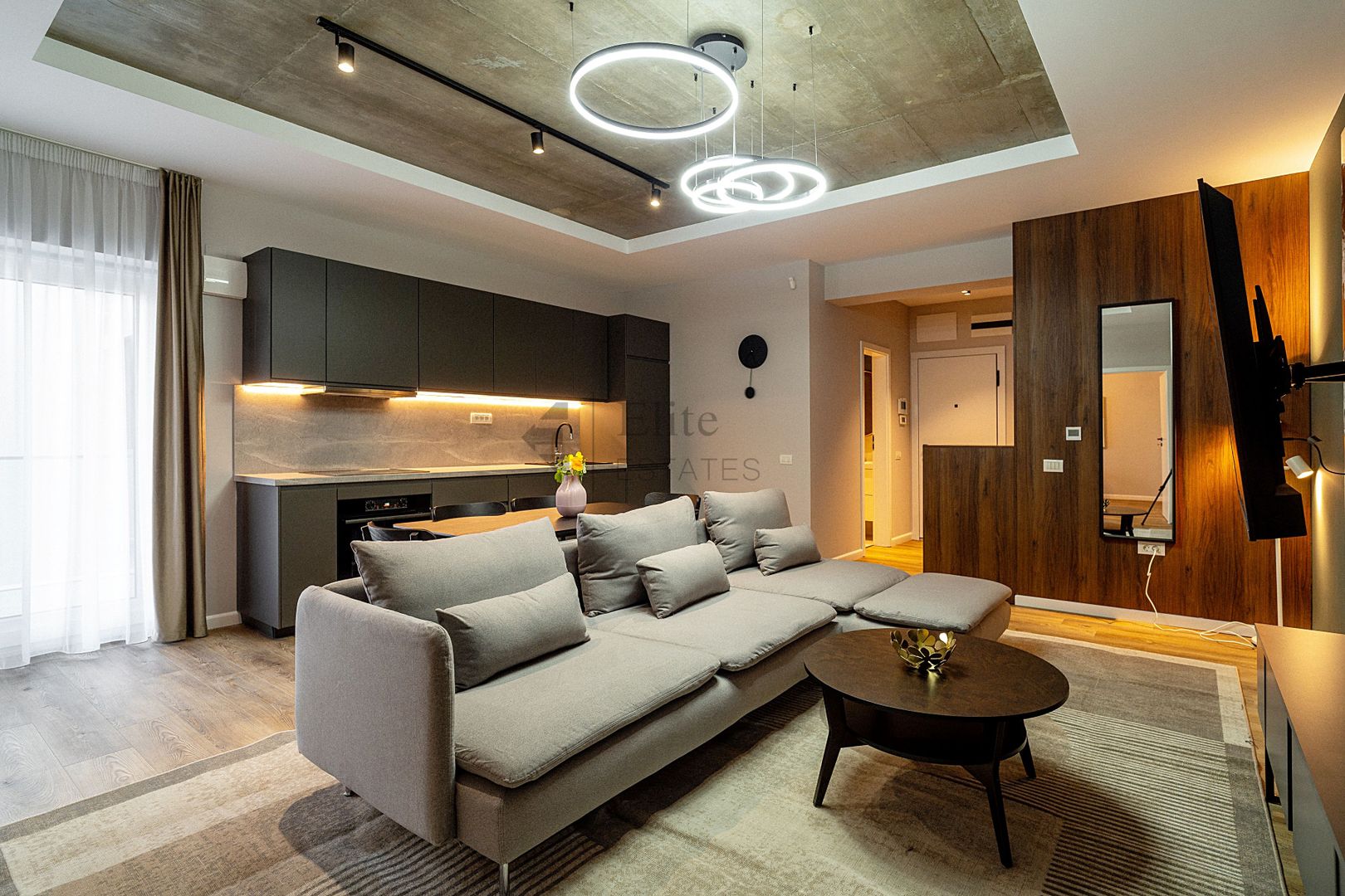 Apartament cu 2 camere de inchiriat EAS Residence Oradea - Poză 3