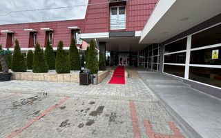 Investitia ideala , hotel, restaurant si spatii de inchiriat - Poză 2