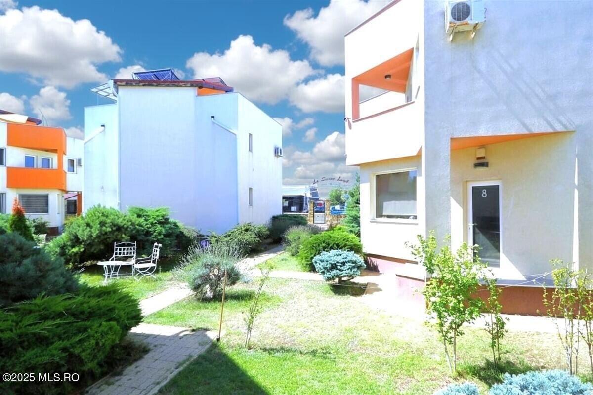 Mamaia Nord - Scoica Land, casa de vacanta la mare, P+1E+Terasa! - Poză 7