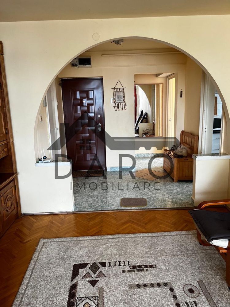 Apartament 3 camere luminos, gata de mutare | Dâmbu Pietros, str. Parângului - Poză 2