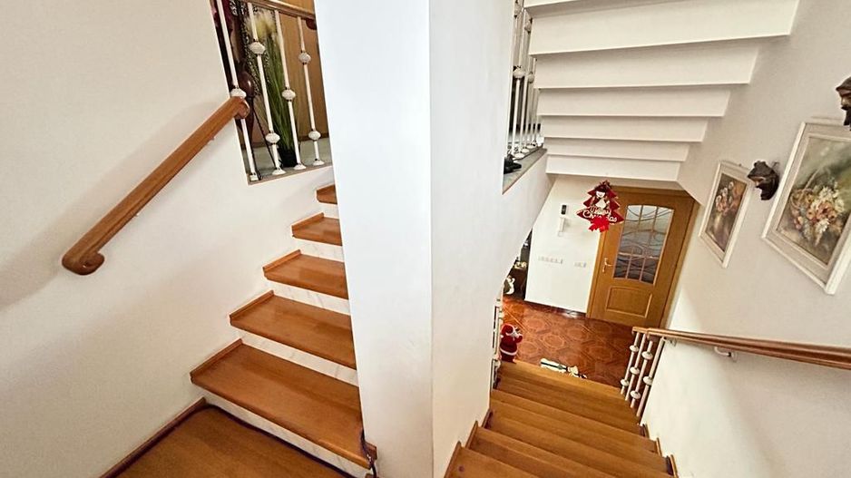 Vila individuala cu 5 dormitoare Cotroceni - Poză 14