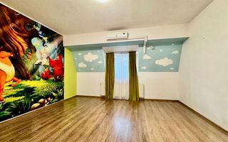 Casa spațioasă, cu spațiu comercial, locuri de parcare - Aradului Vest - Poză 2