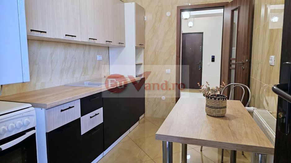 De inchiriat o camera Italian Residence, etaj 9/12, 420 euro - Poză 2