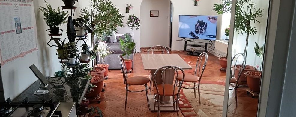 Casa 4 camere, zona Semicentrala - Poză 1