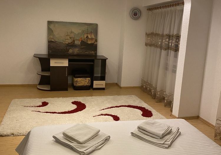 Apartament 3 camere zona Trocadero Constanta - Poză 4