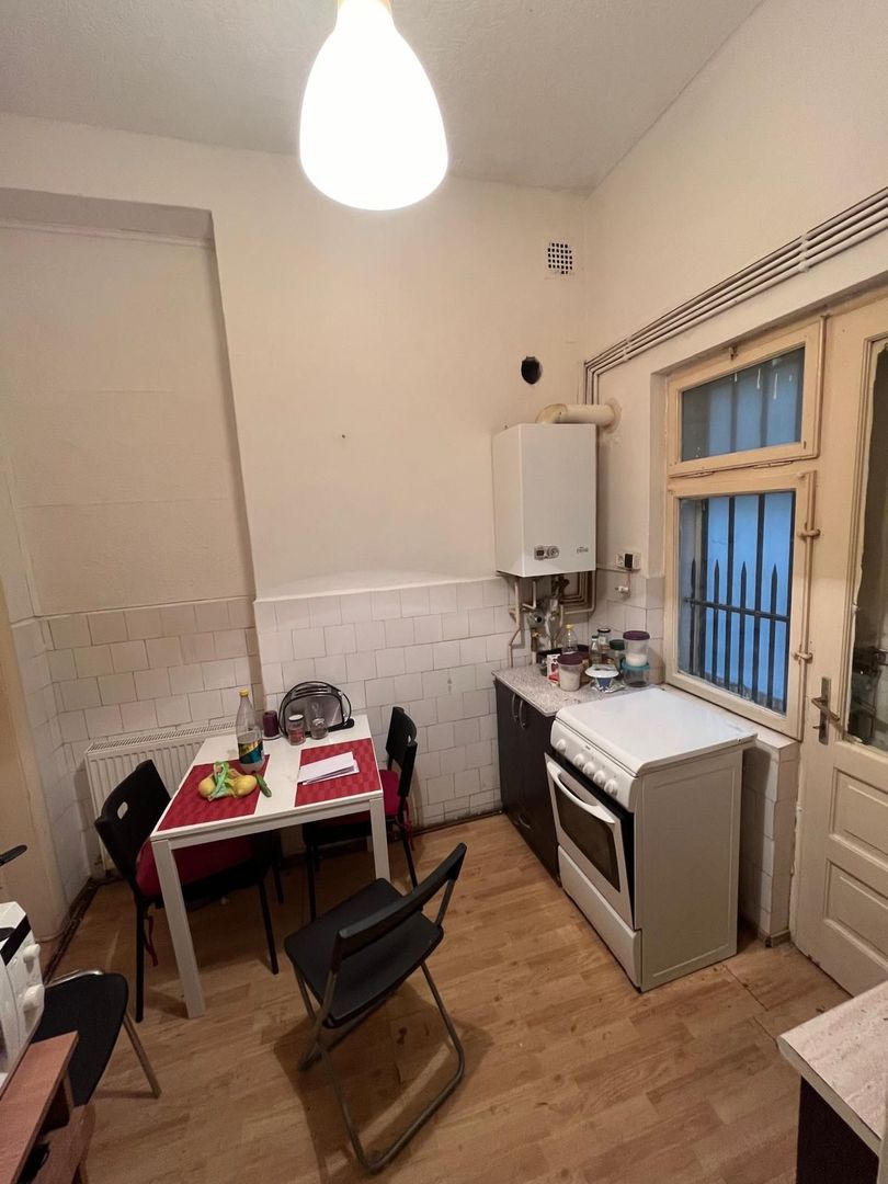 Apartament cu 4 camere | Semidecomandat | Piata Romana - Poză 4