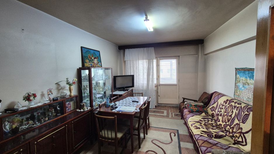 Apartament cu 3 camere 72 mp - bloc 1986 - Aviatiei - Poză 1