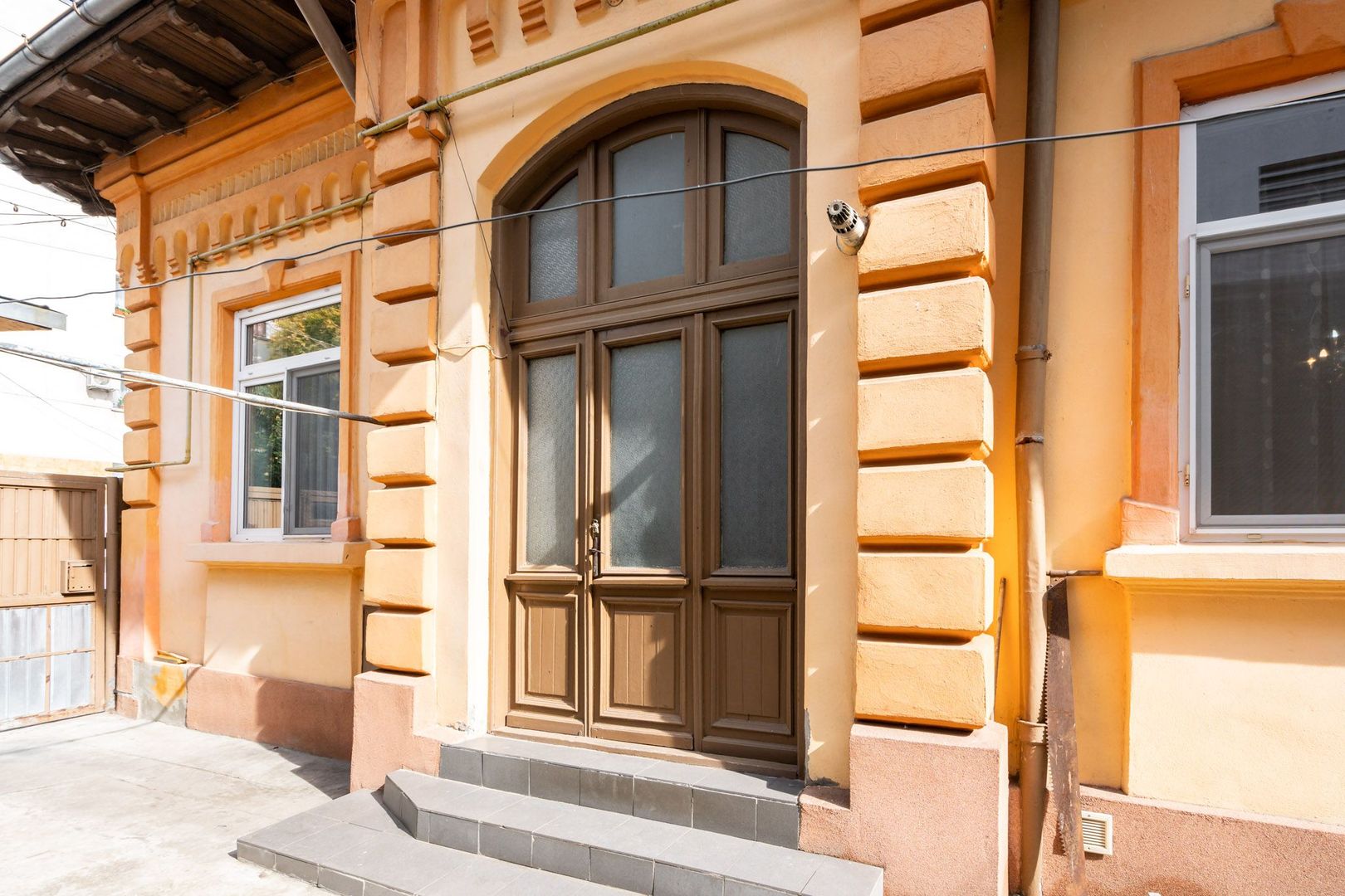 COMISION 0% - Casa 4 camere, singur curte, 400m de Bd Unirii - Teren 224 mp - Poză 13