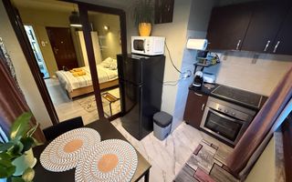 Garsoniera I Airbnb  I Vedere spre Palatul Parlamentului I Creditabil - Poză 4