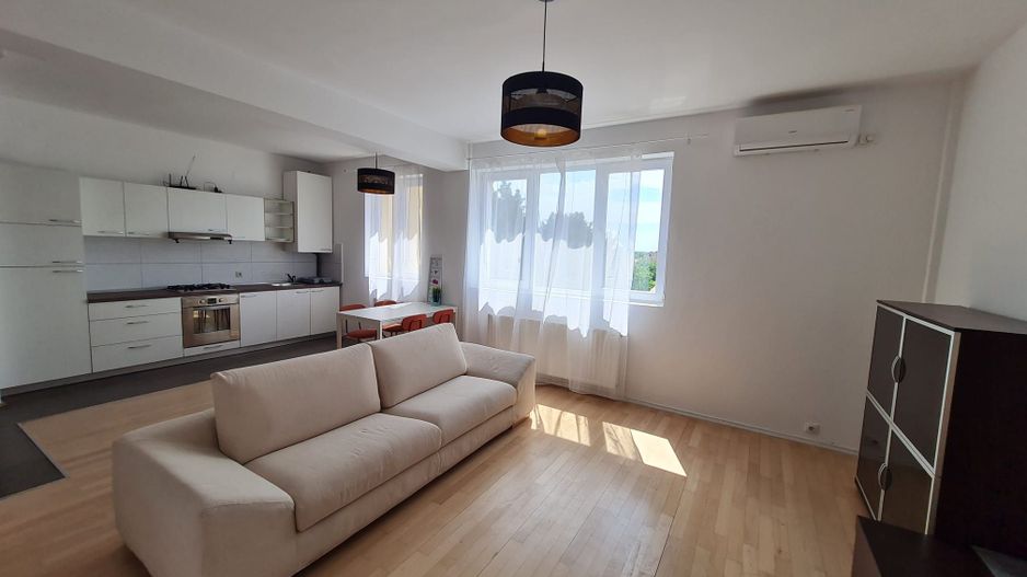 Apartament cu 3 camere de închiriat în zona Odobescu - Poză 16