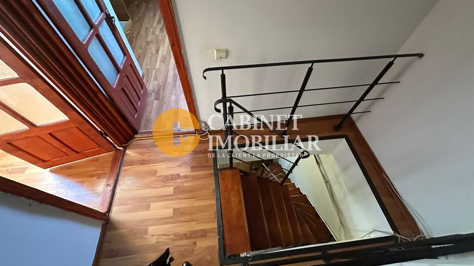 Apartament 3 camere- Copou - Poză 2