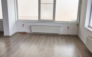 Spatiu comercial 2 etaje stradal, compartimentat - Poză 5