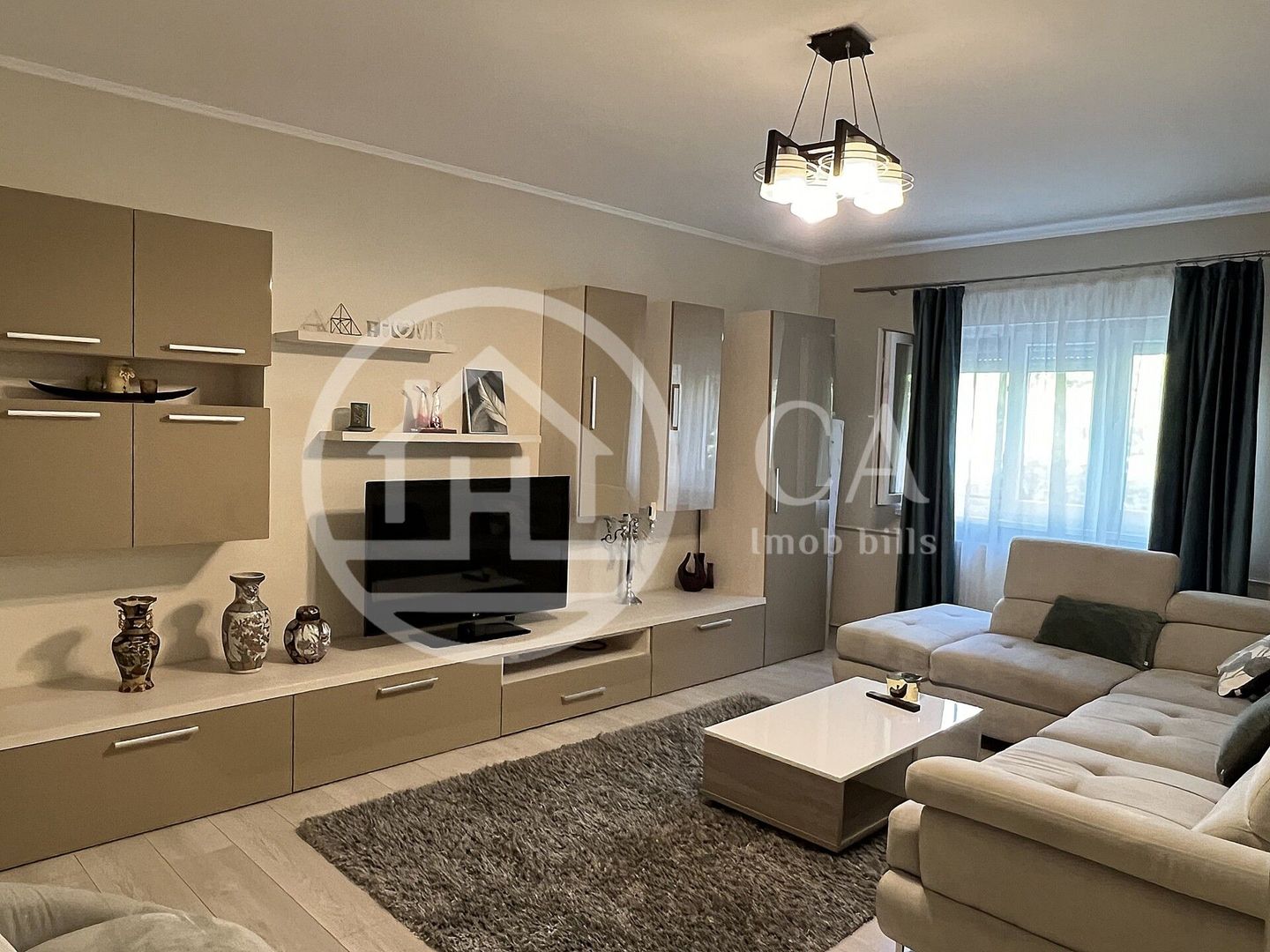 Apartament cu 3 camere de inchiriat in Rogerius Oradea - Poză 1