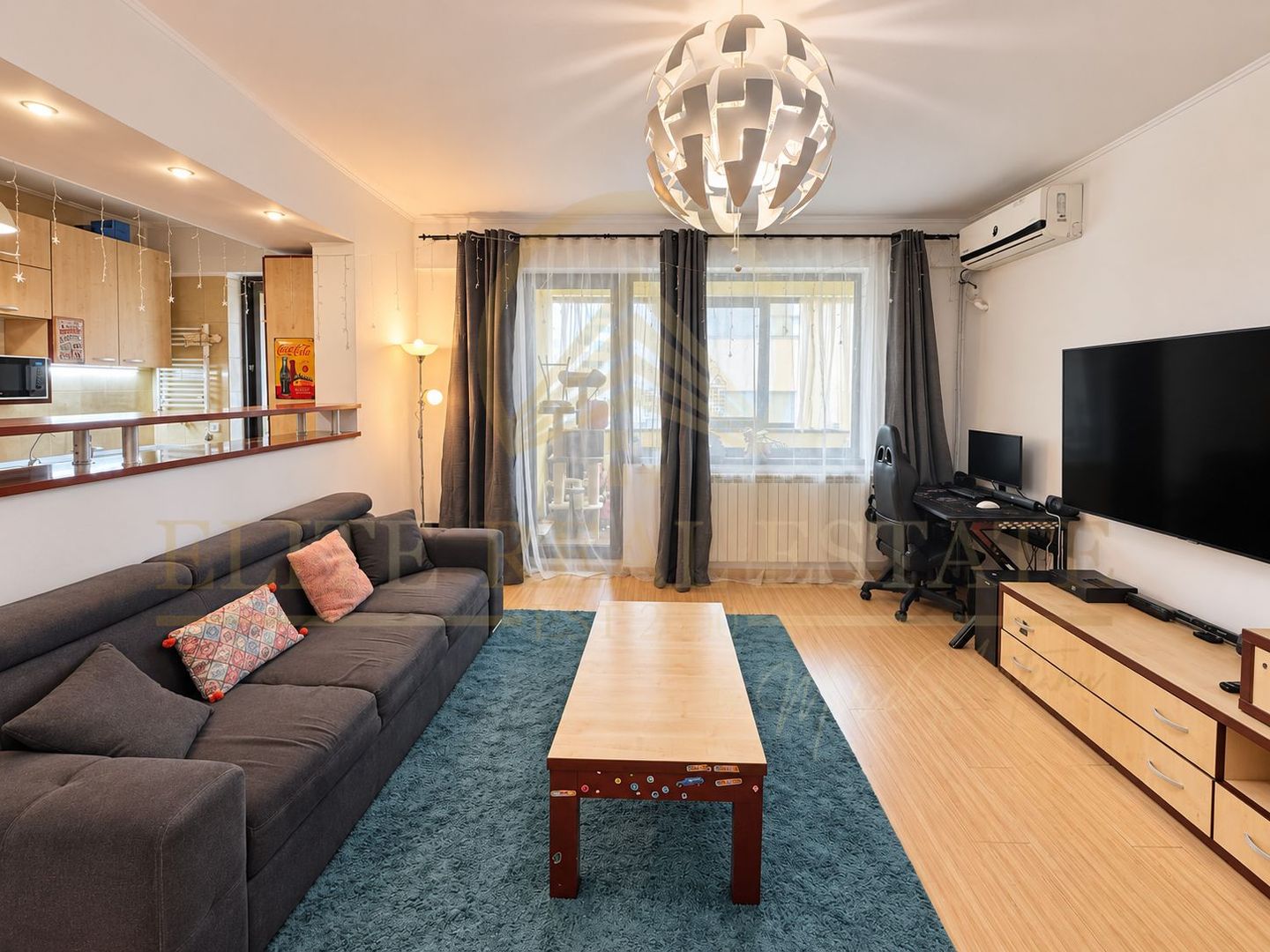Tomis Plus | Apartament 3 camere | 88 mp | 2 bai | 2 balcoane | Etaj 3 - Poză 2