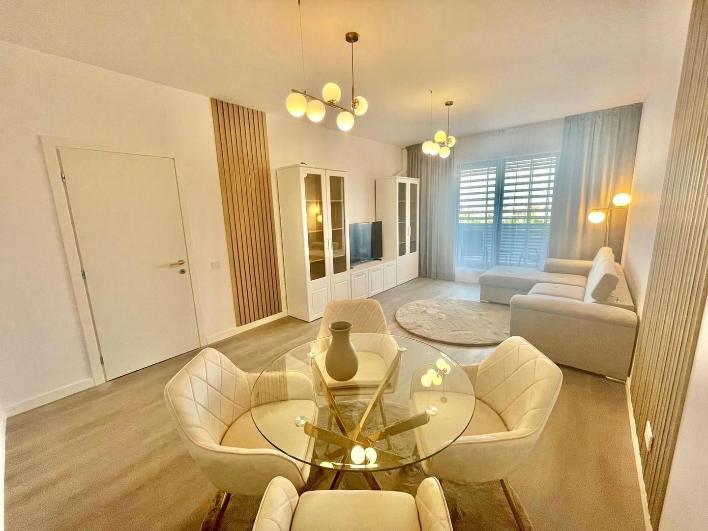 Lujerului- Ultralux decomandat bloc nou 2 camere, mobilier si finisaje - Poză 1