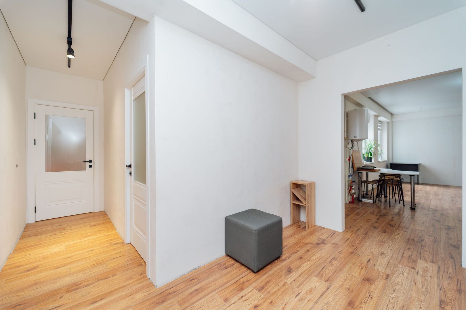 Se vinde apartament pe str. Dacia - Poză 4