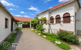Casa stil brancovenesc, 2 corpuri, localitatea Ususau - Poză 2